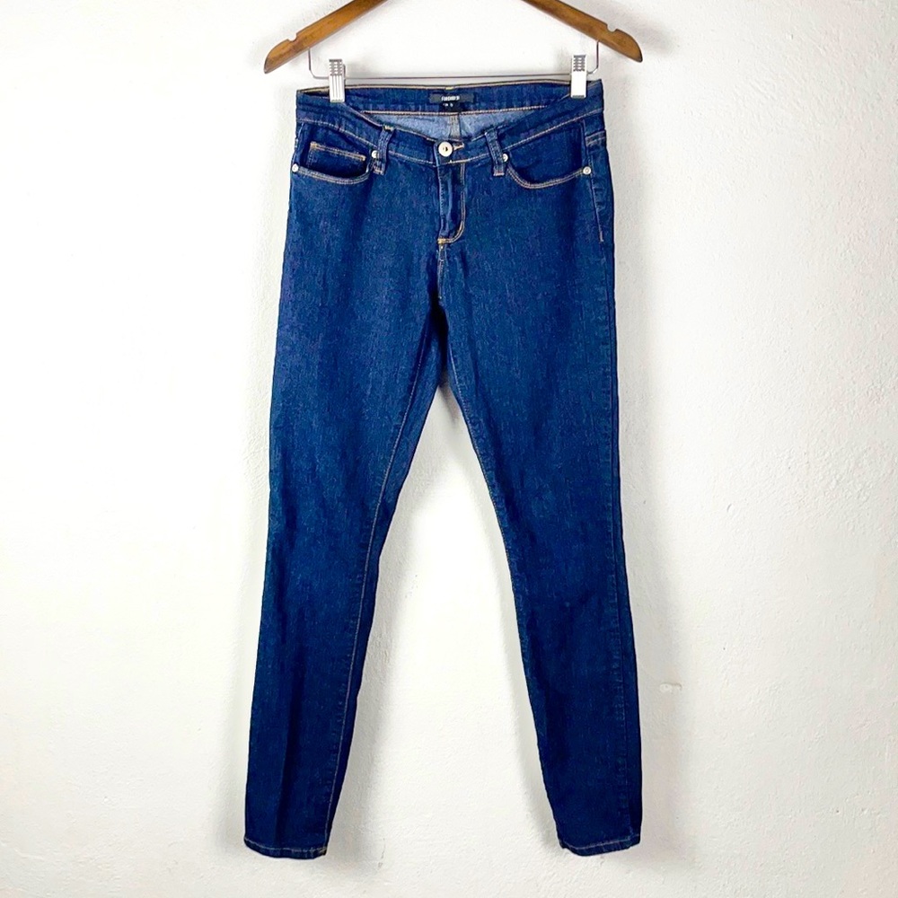 FOREVER 21 | Dark Blue Straight Leg Low-Rise Denim Jeans 👖